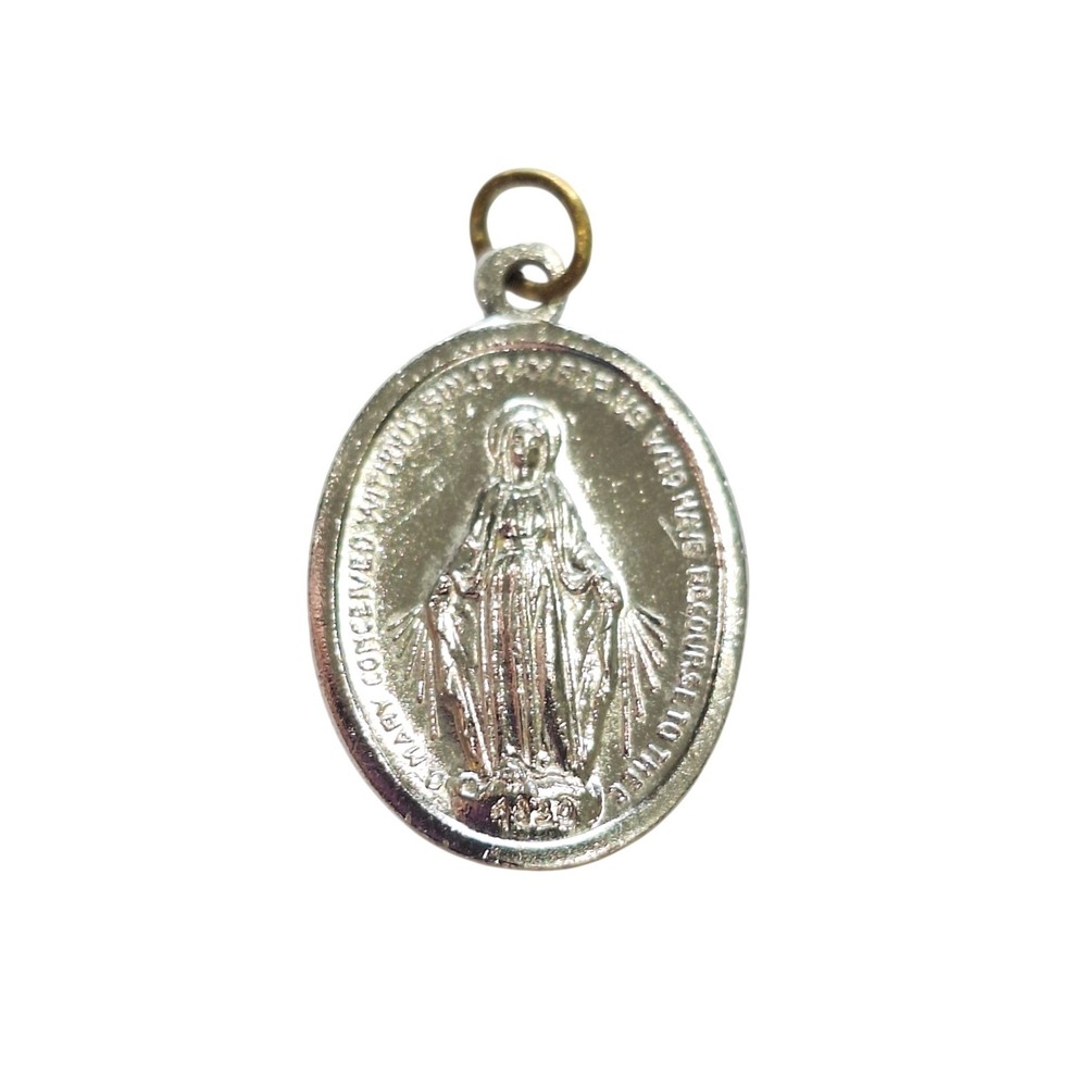 Vintage Silver Tone Miraculous Medal Virgin Mary Religious Pendant Charm‎ 0.75in